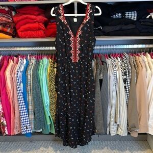 GAP black/red/white floral embroidered sleeveless v neck maxi lined dress size M